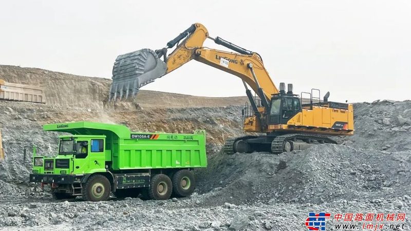 打桩机液压系统故障排查全攻略